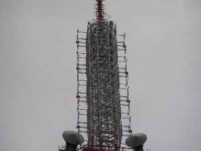 ��N���Rby���